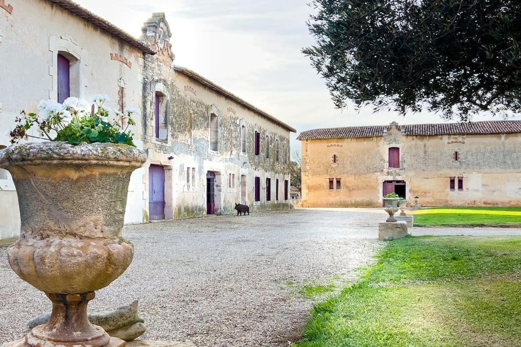 Mas De Charme En Pleine Camargue Villa Saint-Gilles  Exteriör bild