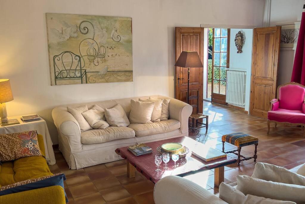Mas De Charme En Pleine Camargue Villa Saint-Gilles  Exteriör bild